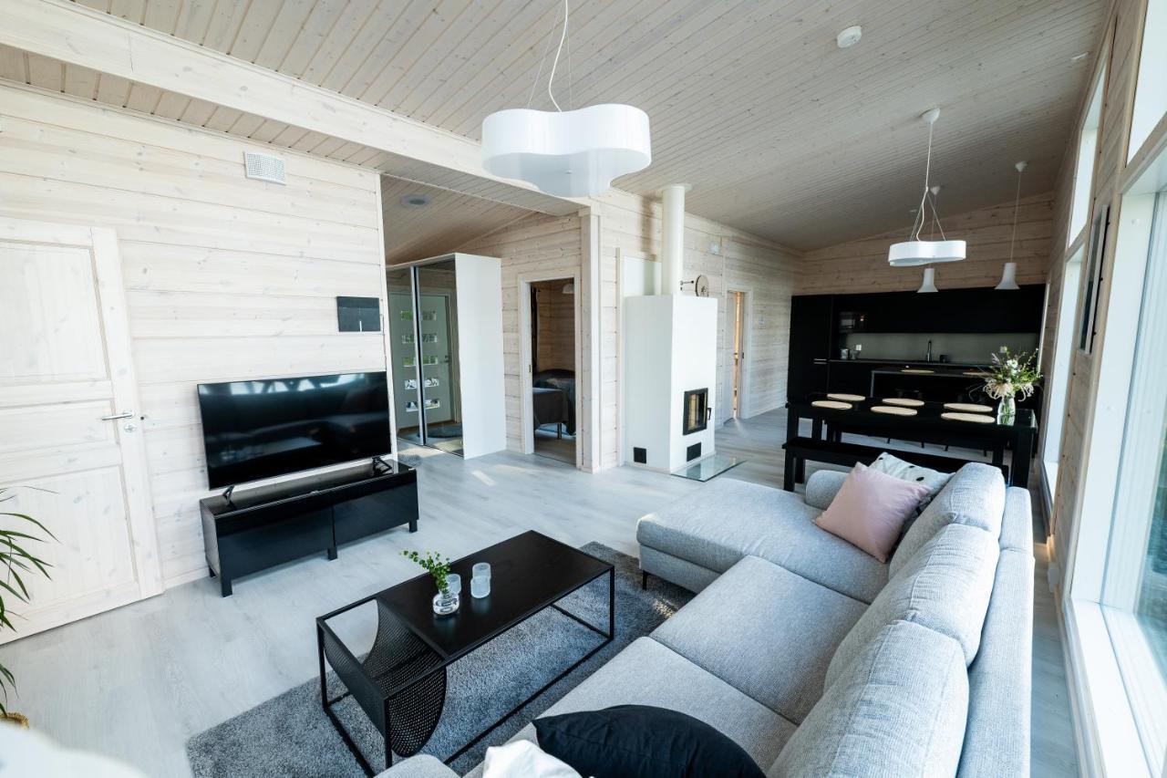 Villa Kuulas Saaskilahti エクステリア 写真