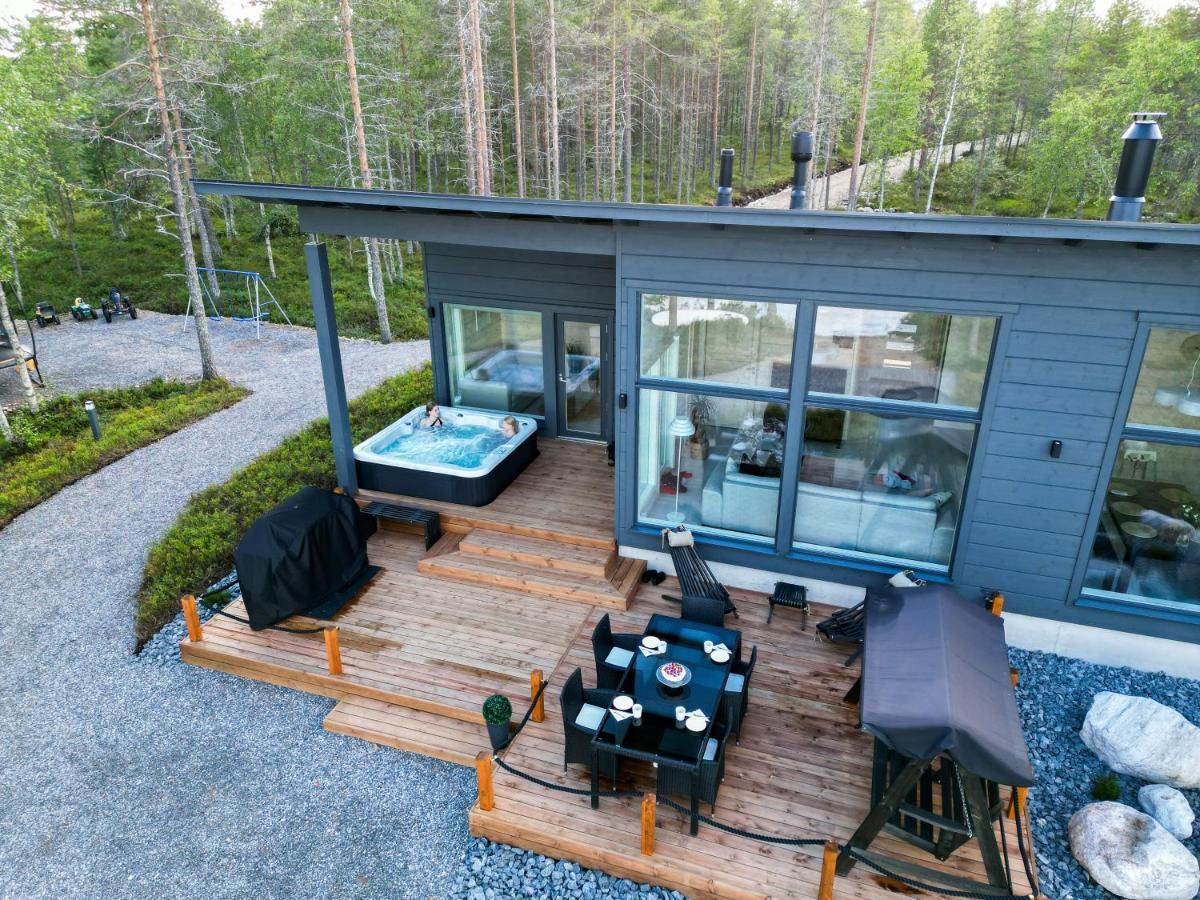 Villa Kuulas Saaskilahti エクステリア 写真